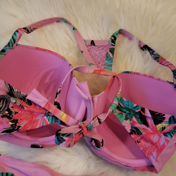 Tropical Pink Floral Bikini - Picture 5 of 7